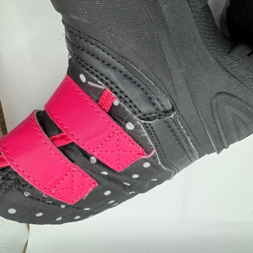 Wonder Nation Toddler Size 7 Girls Black and Pink Kids Polka Dot Snow Boots